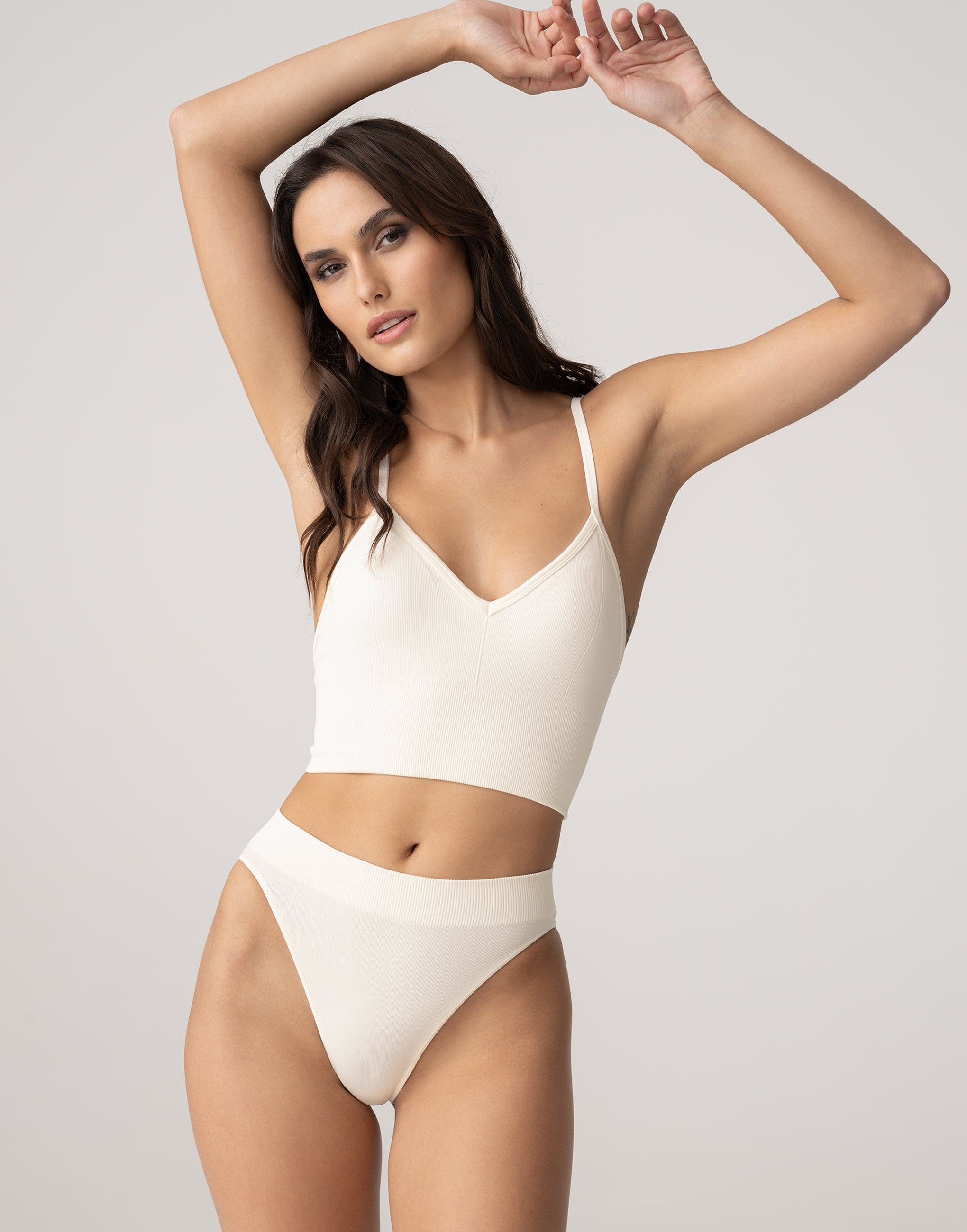 Crop top senza maniche CD572