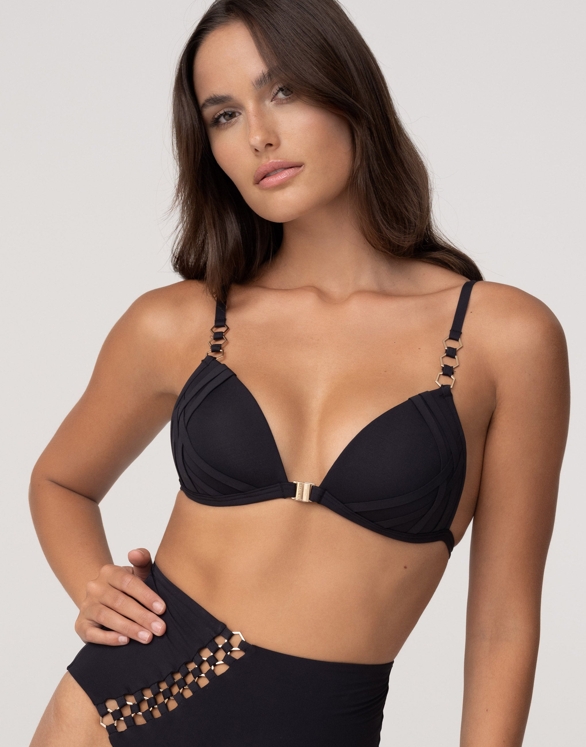 Bikini top con coppe a triangolo ID48