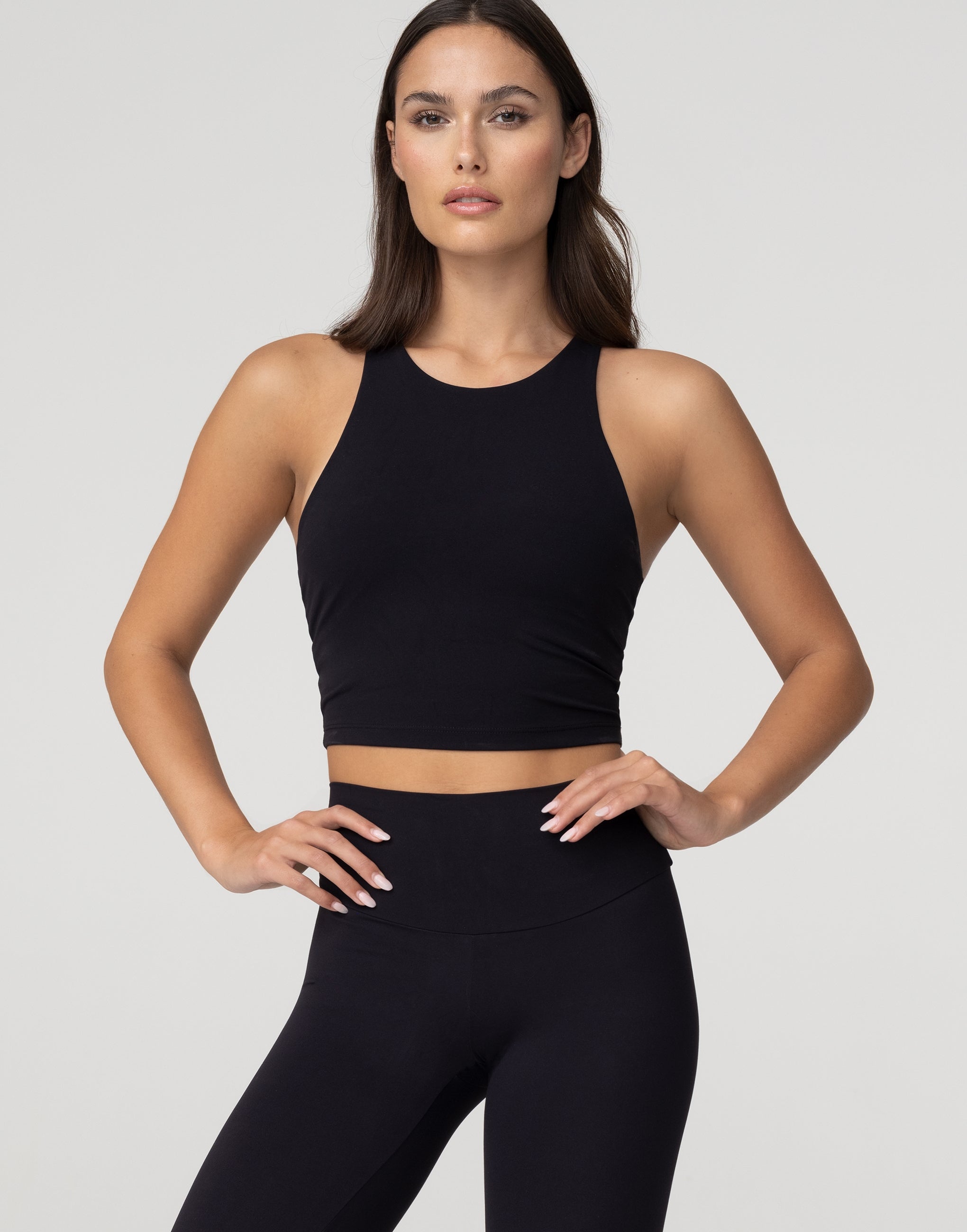 Crop top con dorso a vogatore FD827