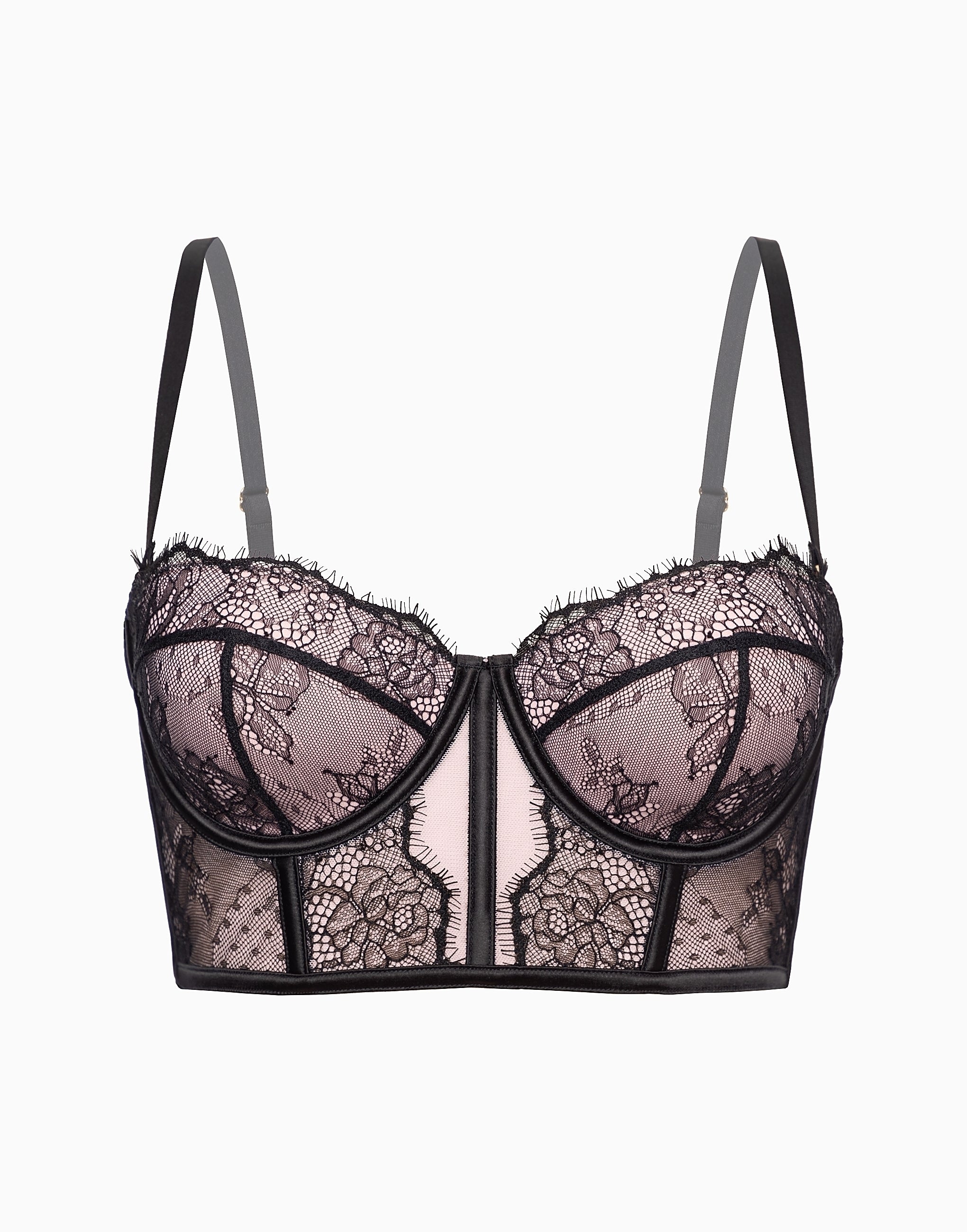 Un reggiseno a balconcino con coppe morbide ed imbottitura in spugna  CD824