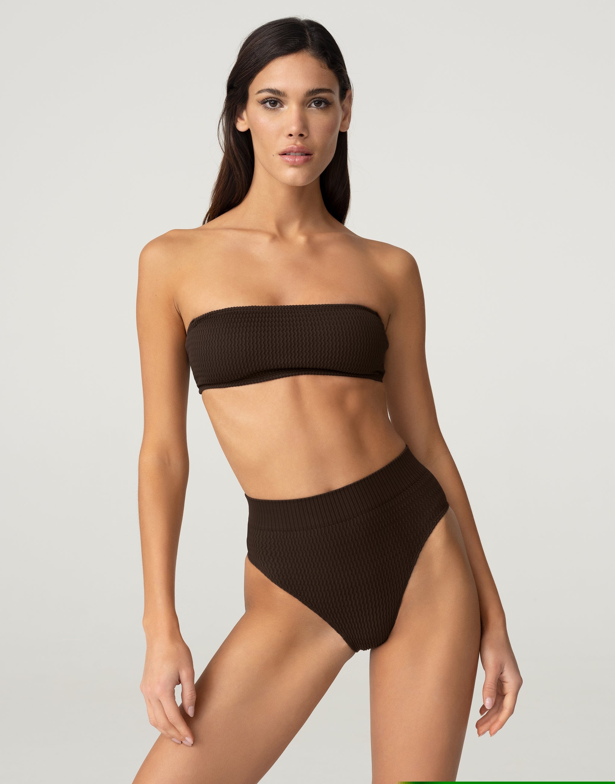 Bikini a fascia con coppe preformate ID617
